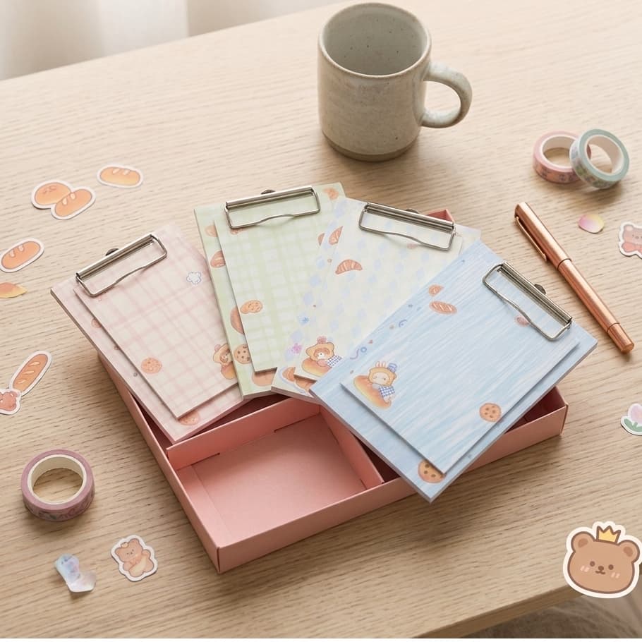 Cover of mini clipboard notepads by puppy diary
